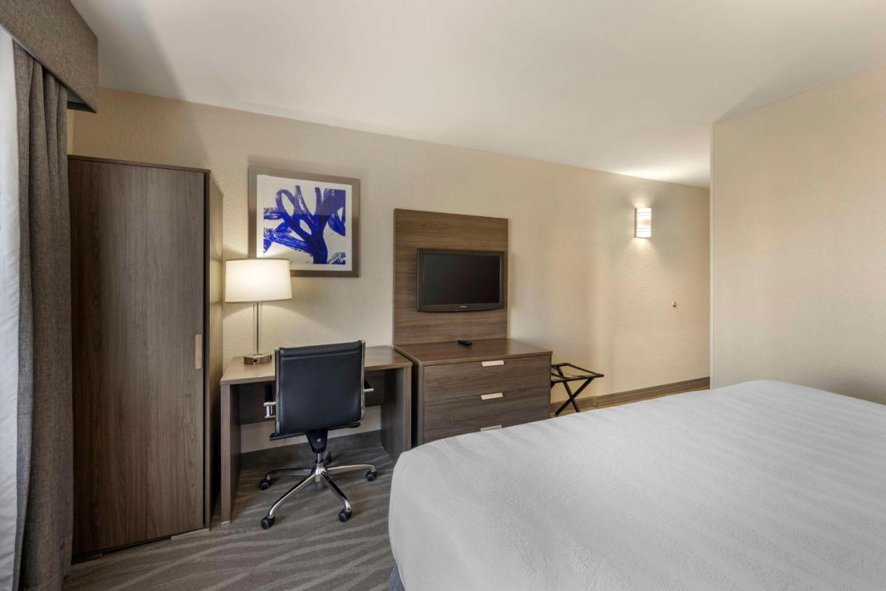 Best Western Plus Nashville Airport Hotel - Bna Extérieur photo
